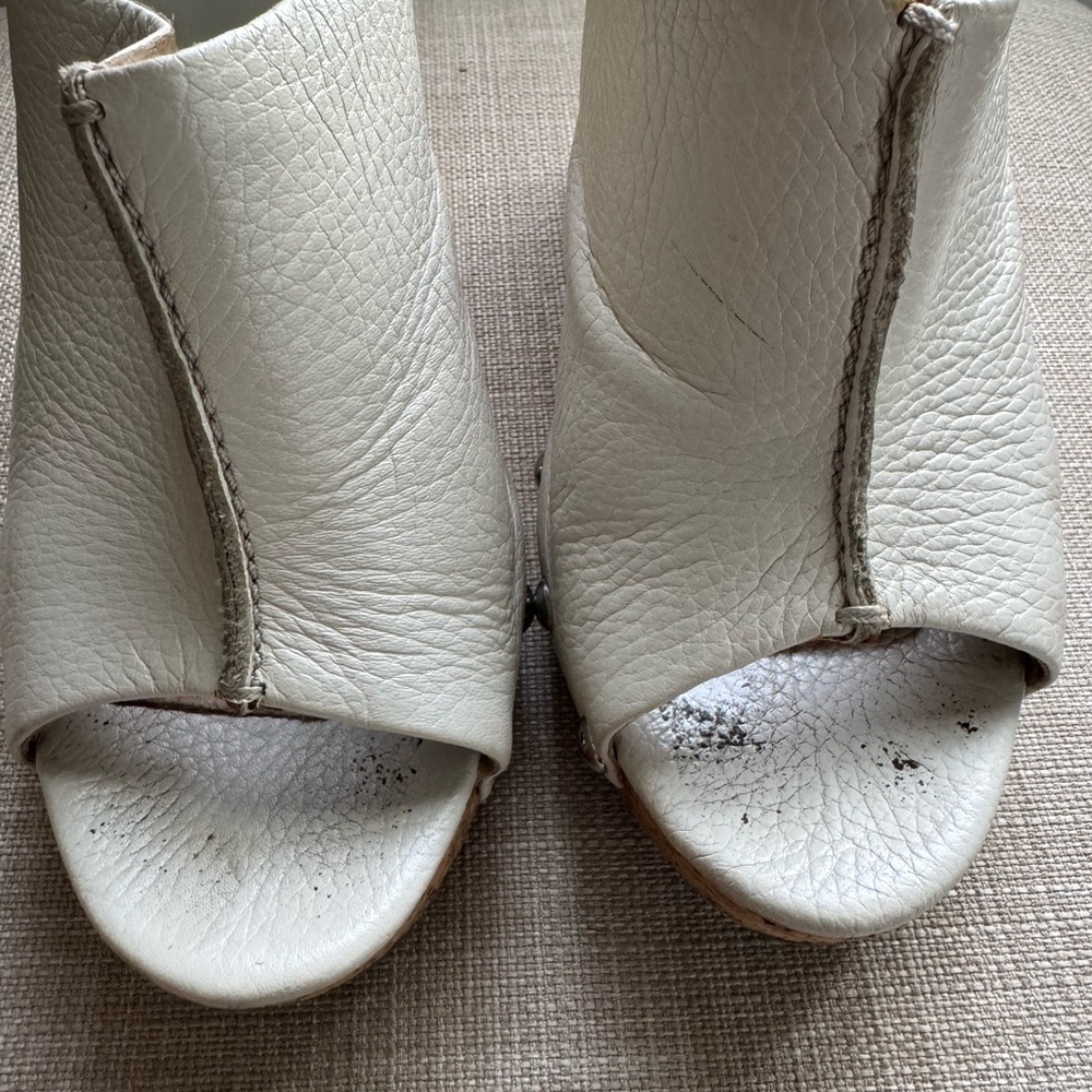 Michael Kors White Wedge Sandals with Cork Heel - Picture 3 of 5